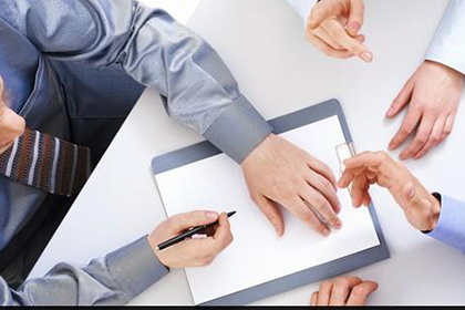 夫妻间借款构成借贷，应按时归还